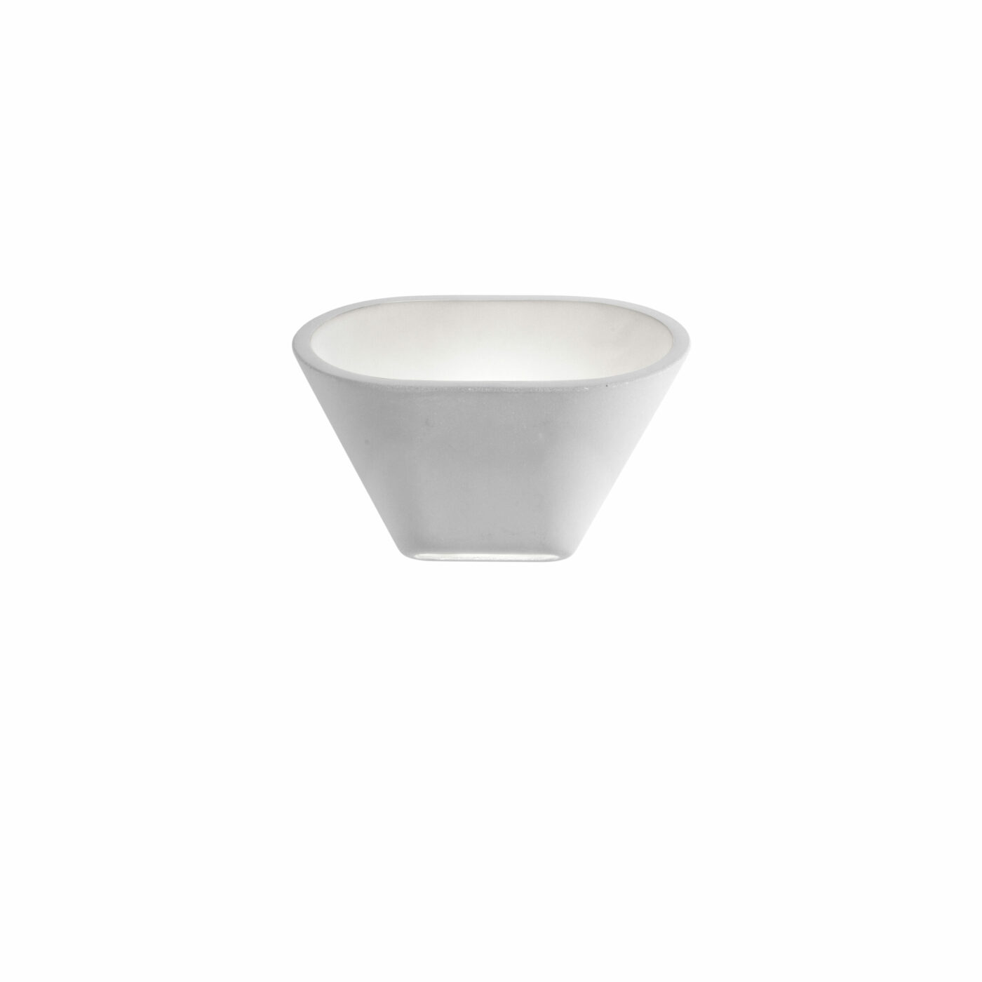 Aplomb_w_white_00